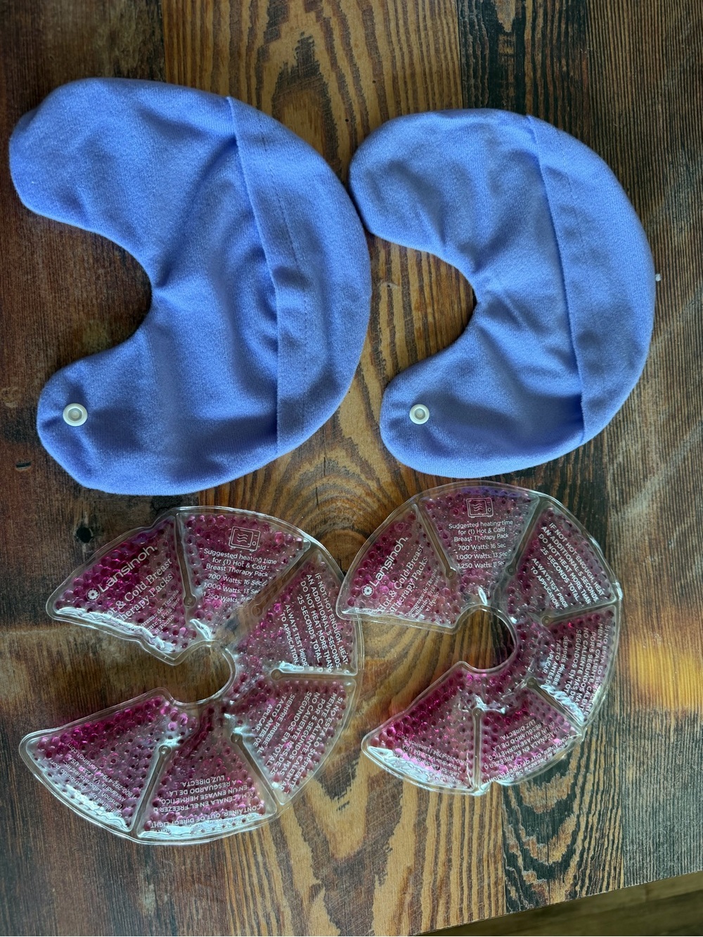 Lansinoh Hot / Cold Bib Pads with Gel Inserts